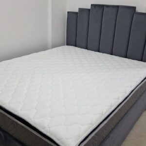 king size bed with mattress